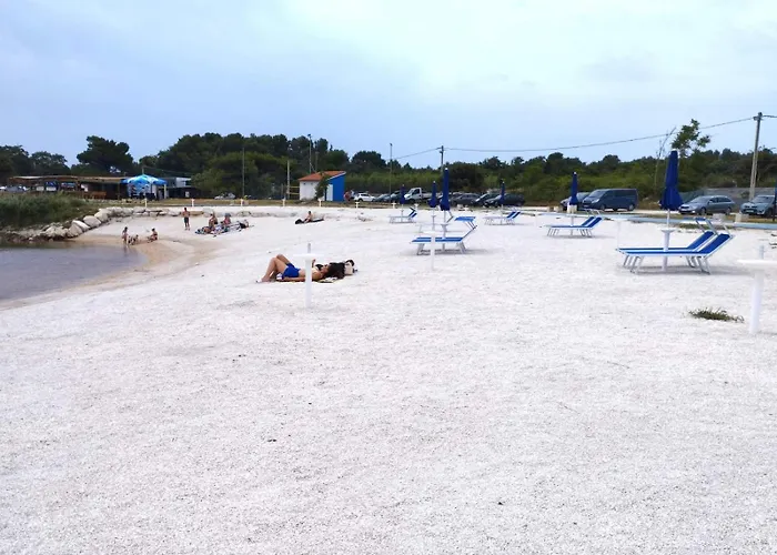 Lejlighed Giardin ***