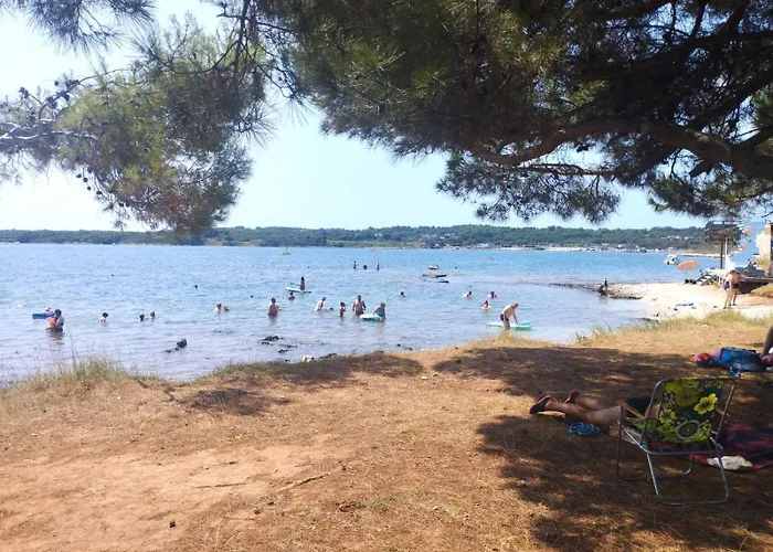 Giardin *** Apartamento Ližnjan