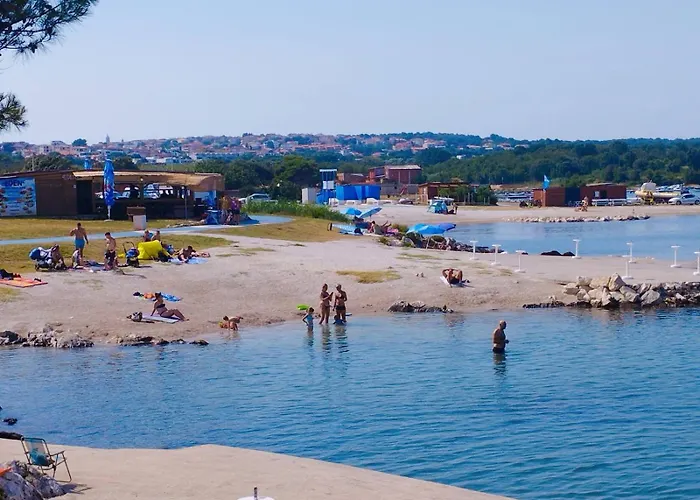 Giardin *** Apartamento Ližnjan