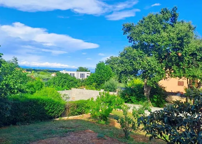 Giardin *** Apartamento